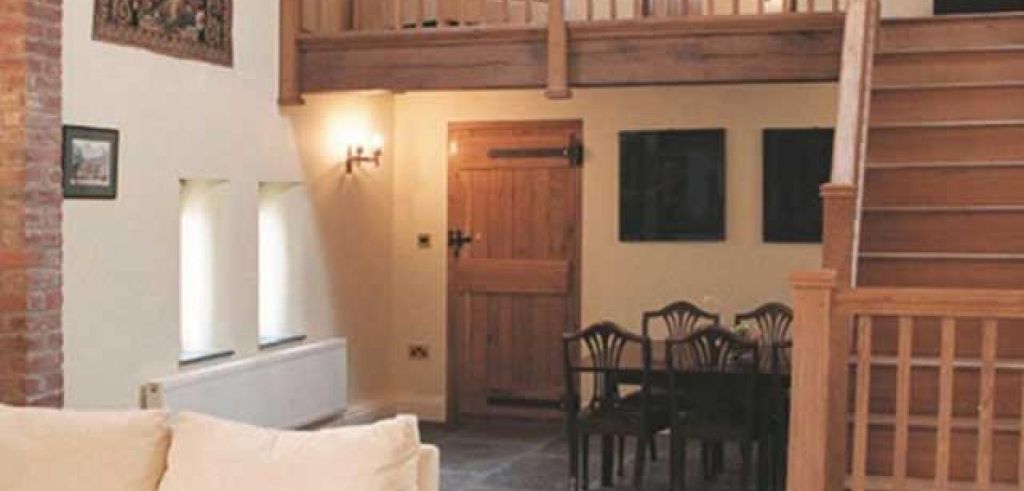 NormansBarn (1)